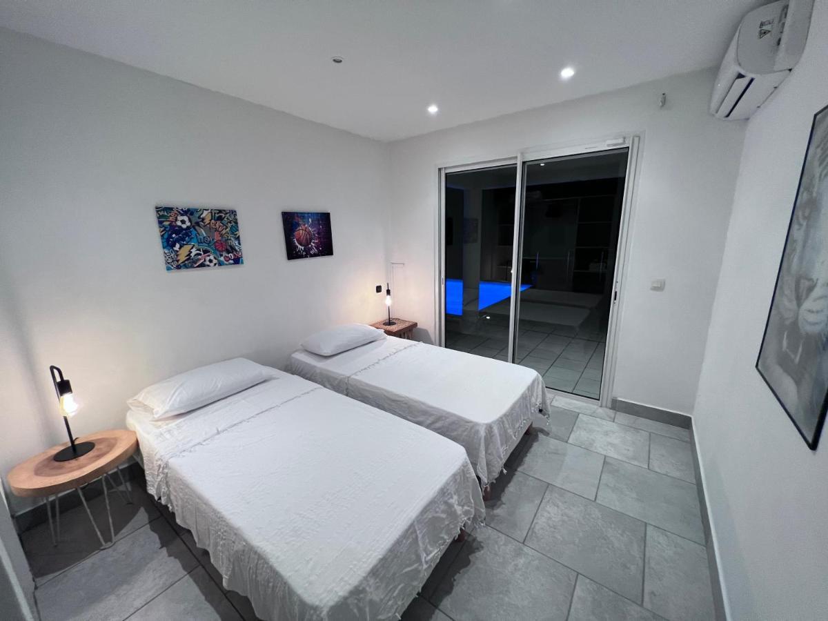 Villa Taiana Quarter of Orleans ภายนอก รูปภาพ